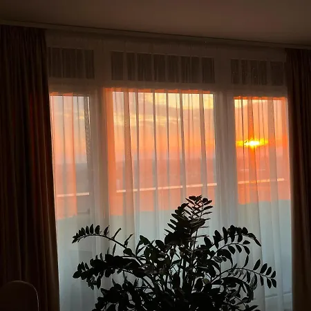 Apartment Sky *